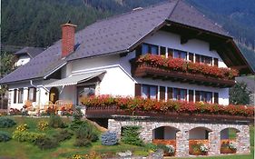 Gaestehaus Trattner